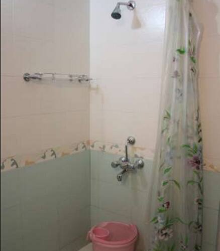Neer N Nice Hotel & Restaurant, Karauli 3